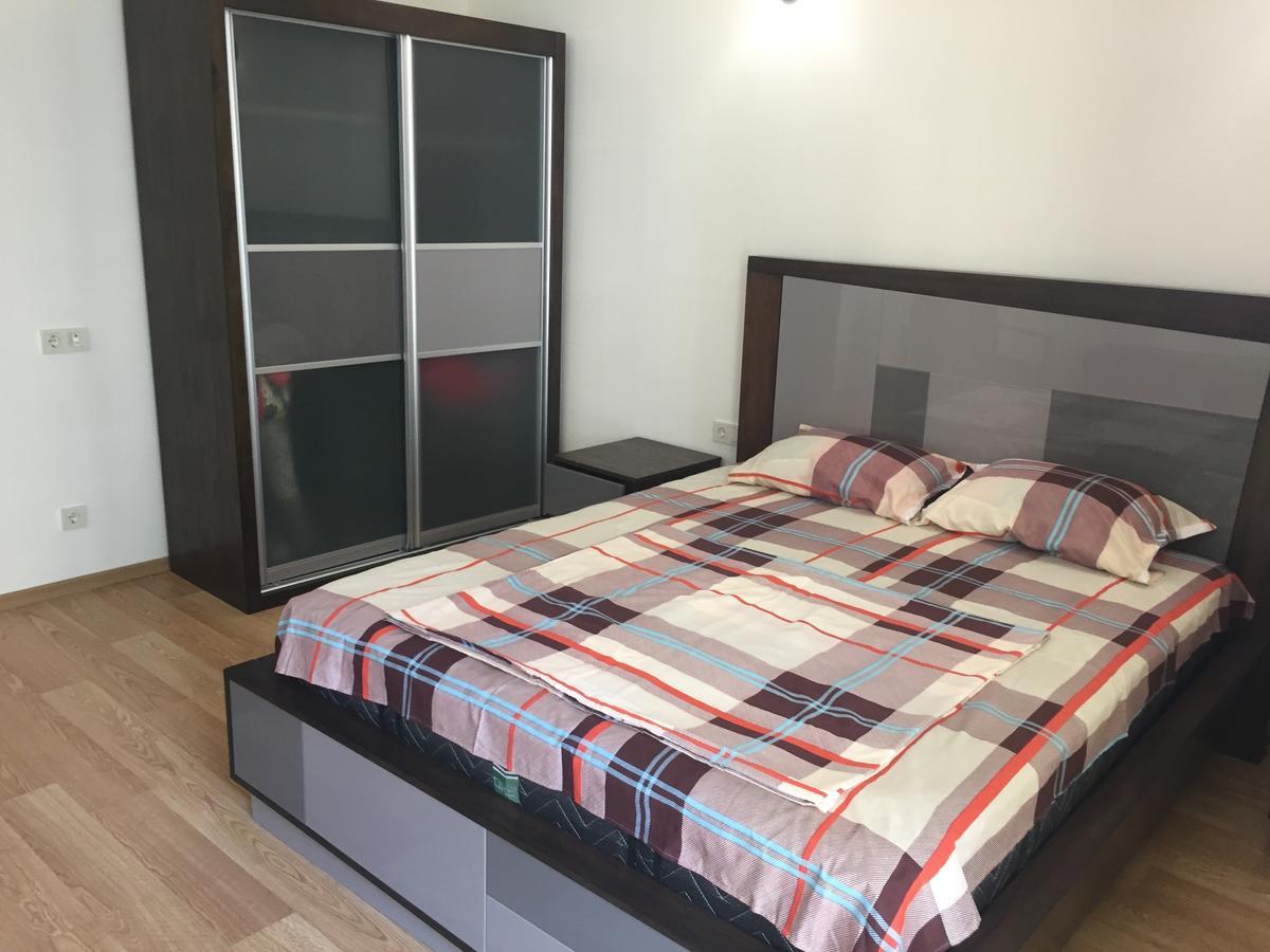 Orbi Plaza David Apt. Appartamento Batumi Esterno foto