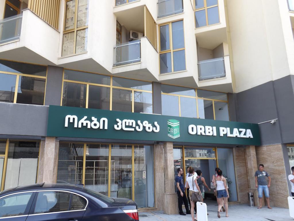Orbi Plaza David Apt. Appartamento Batumi Esterno foto